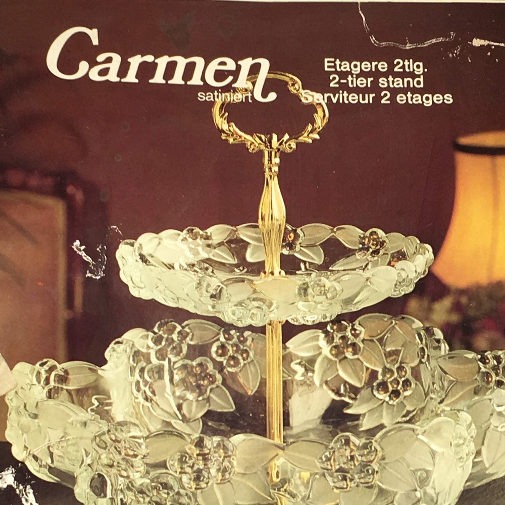 Carmen vintage crystal 2 tier dish